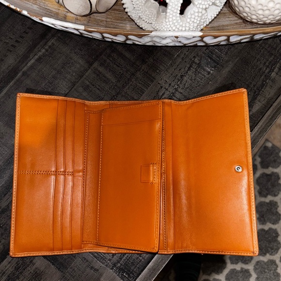 Coach Hamptons Yellow Trifold LG Checkbook Sig C Clutch Purse Bag Wallet RARE​ - Picture 6 of 9